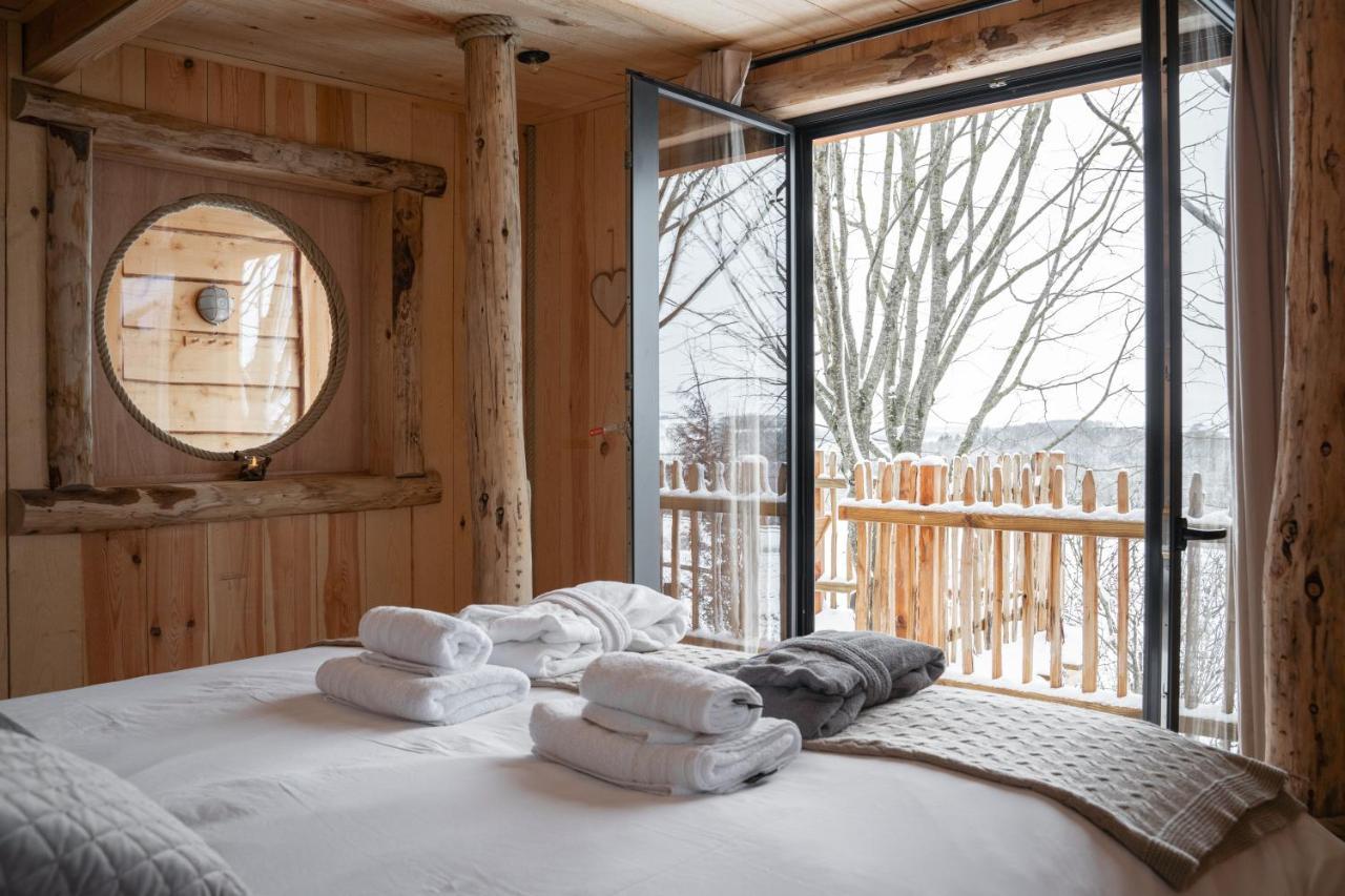 Вилла La Cabane Ofuro Celles  Экстерьер фото