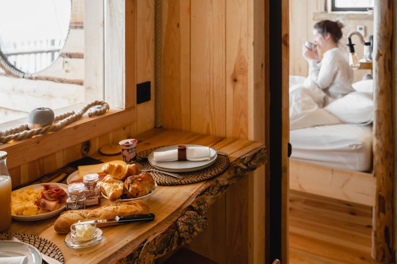 Вилла La Cabane Ofuro Celles  Экстерьер фото